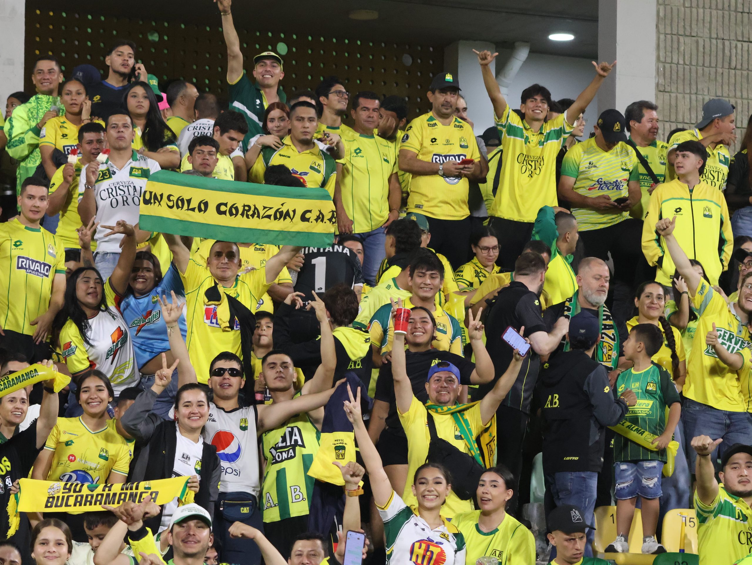 Hinchas AB vs CD (117)