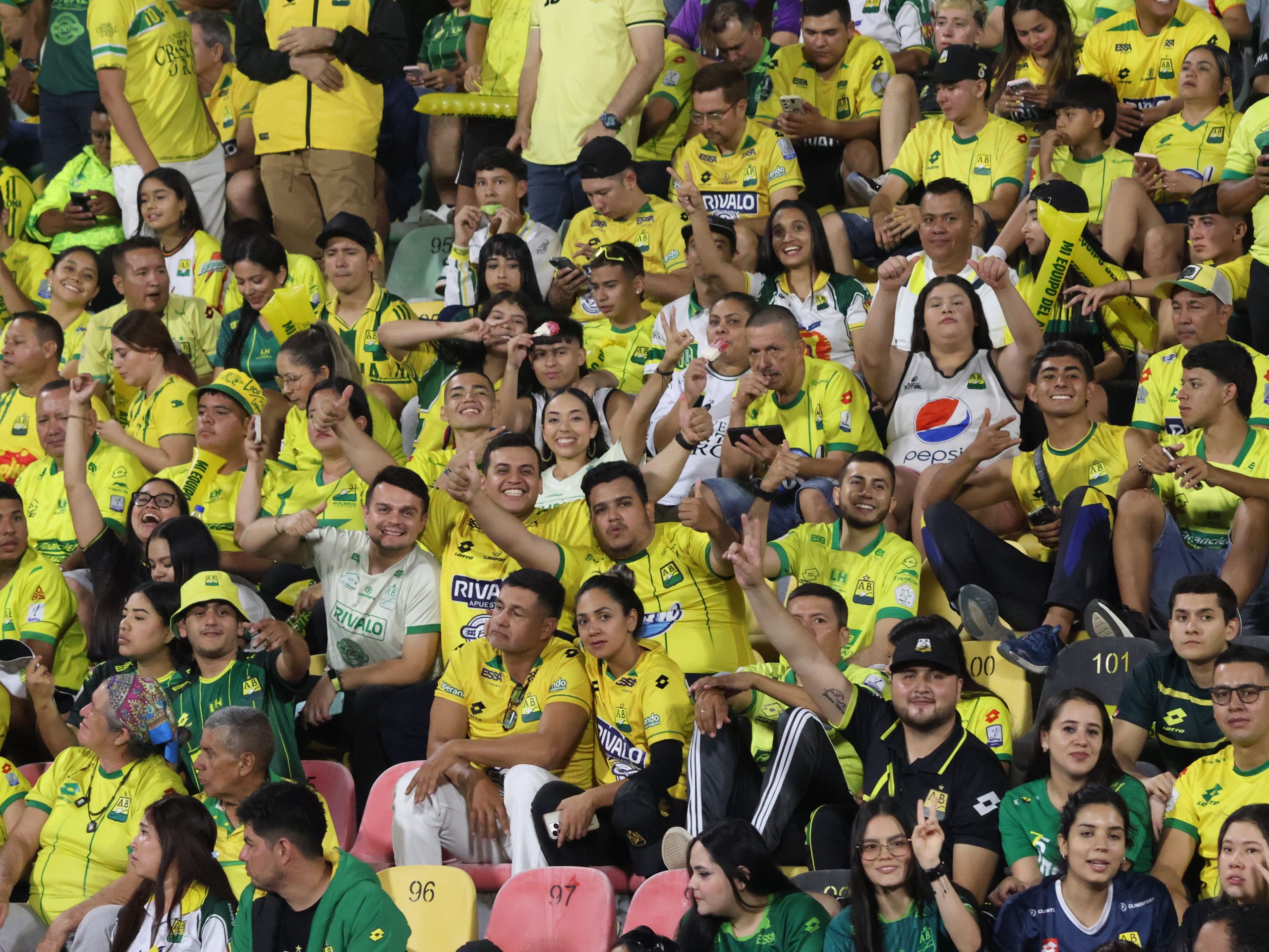 Hinchas AB vs CD (132)