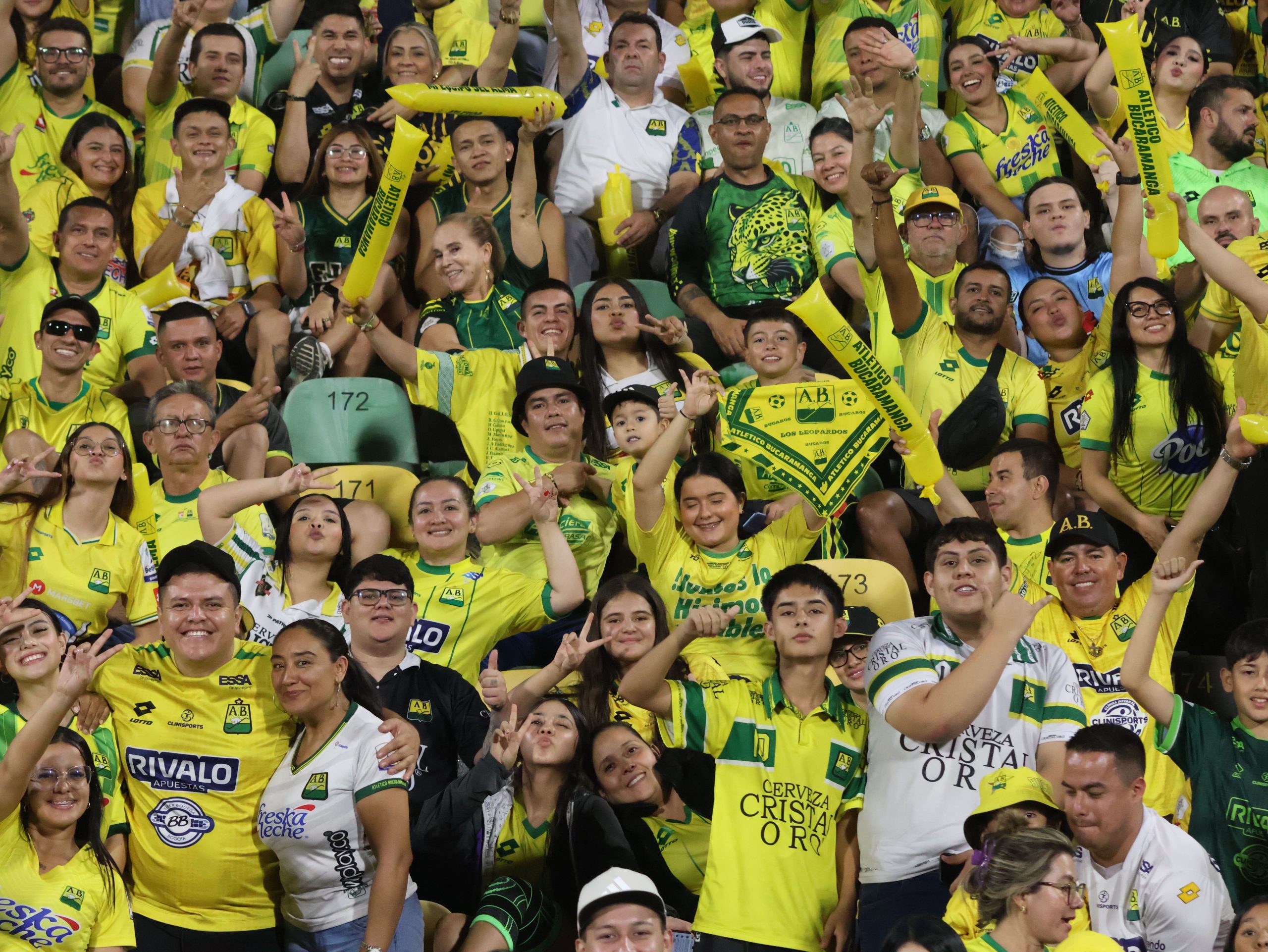 Hinchas AB vs CD (151)