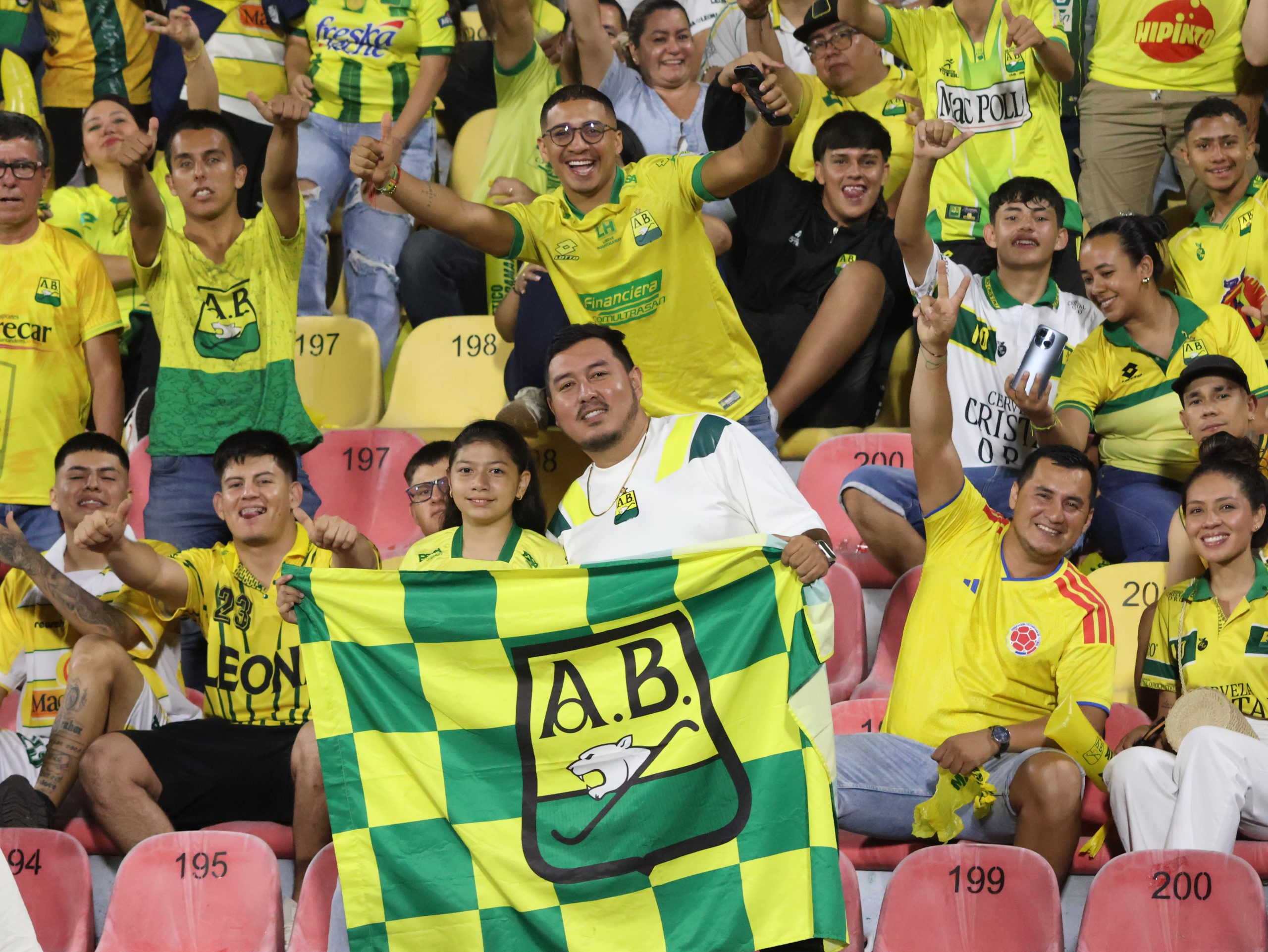 Hinchas AB vs CD (178)
