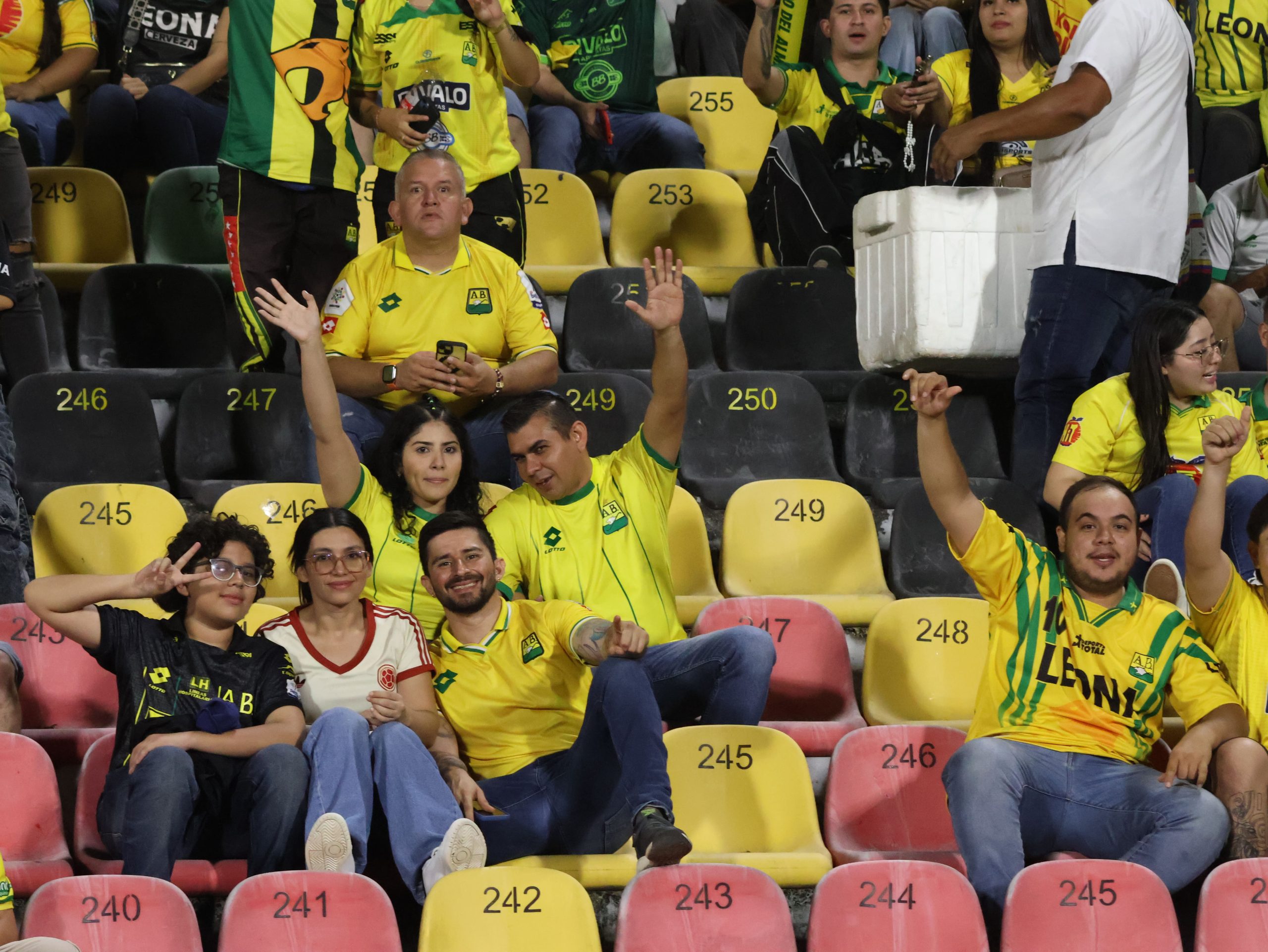 Hinchas AB vs CD (188)