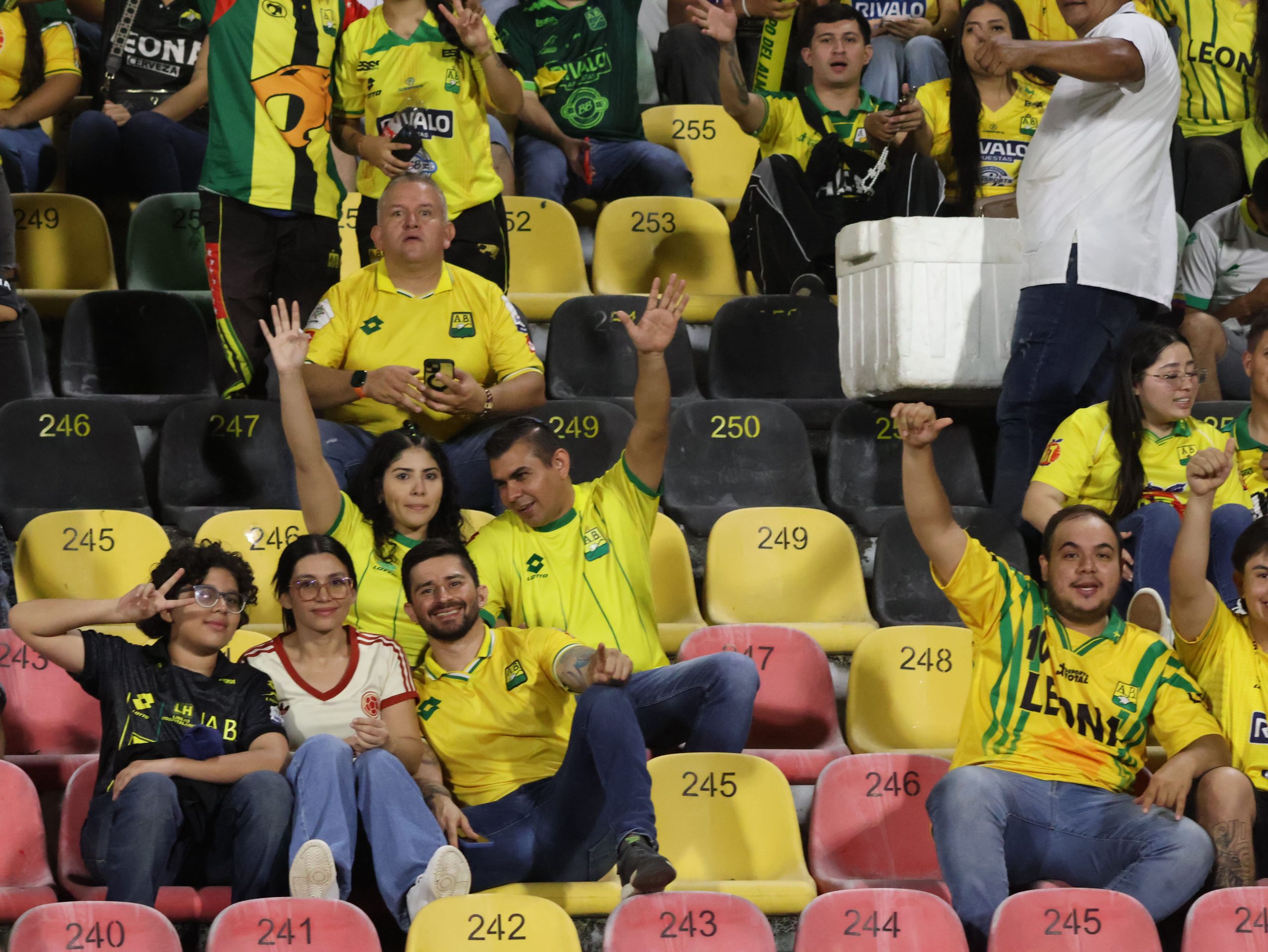 Hinchas AB vs CD (190)