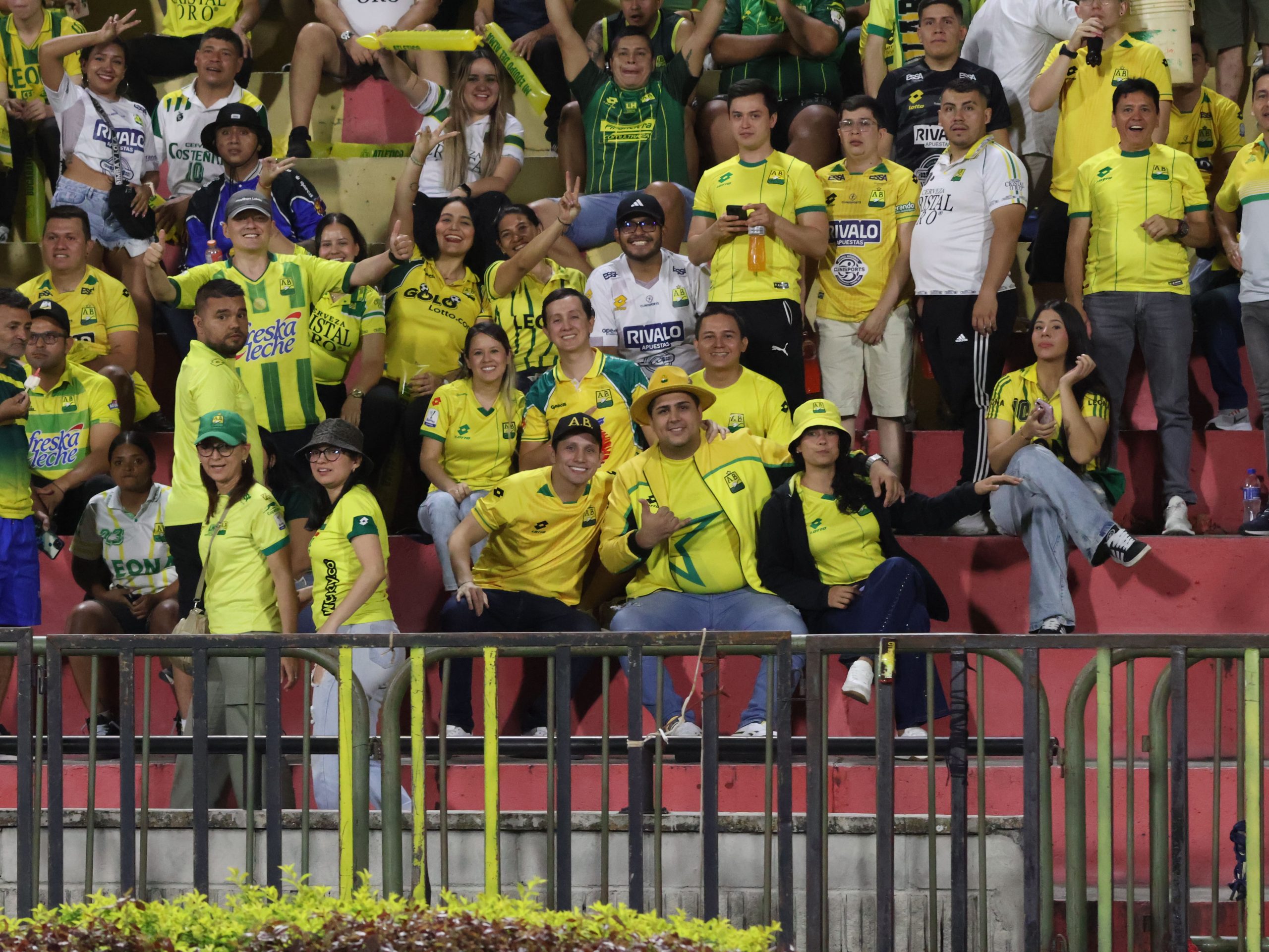 Hinchas AB vs CD (21)