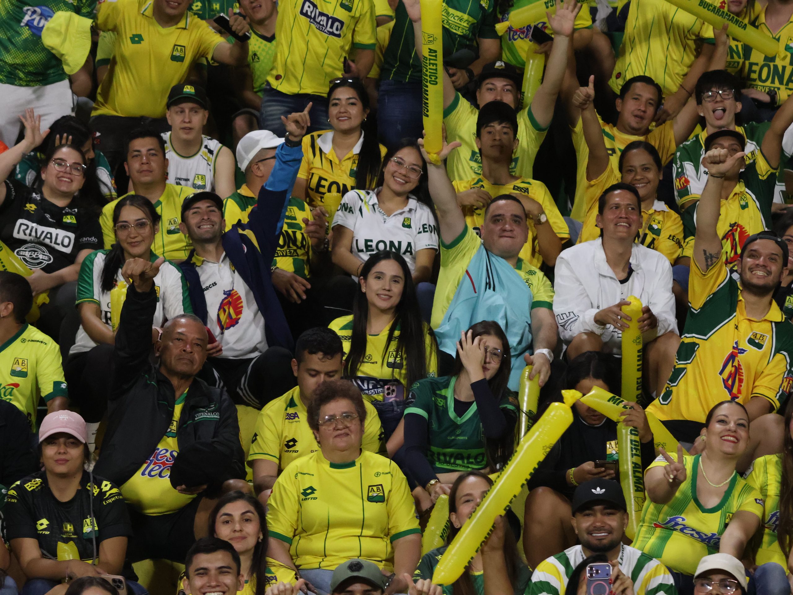 Hinchas AB vs CD (211)