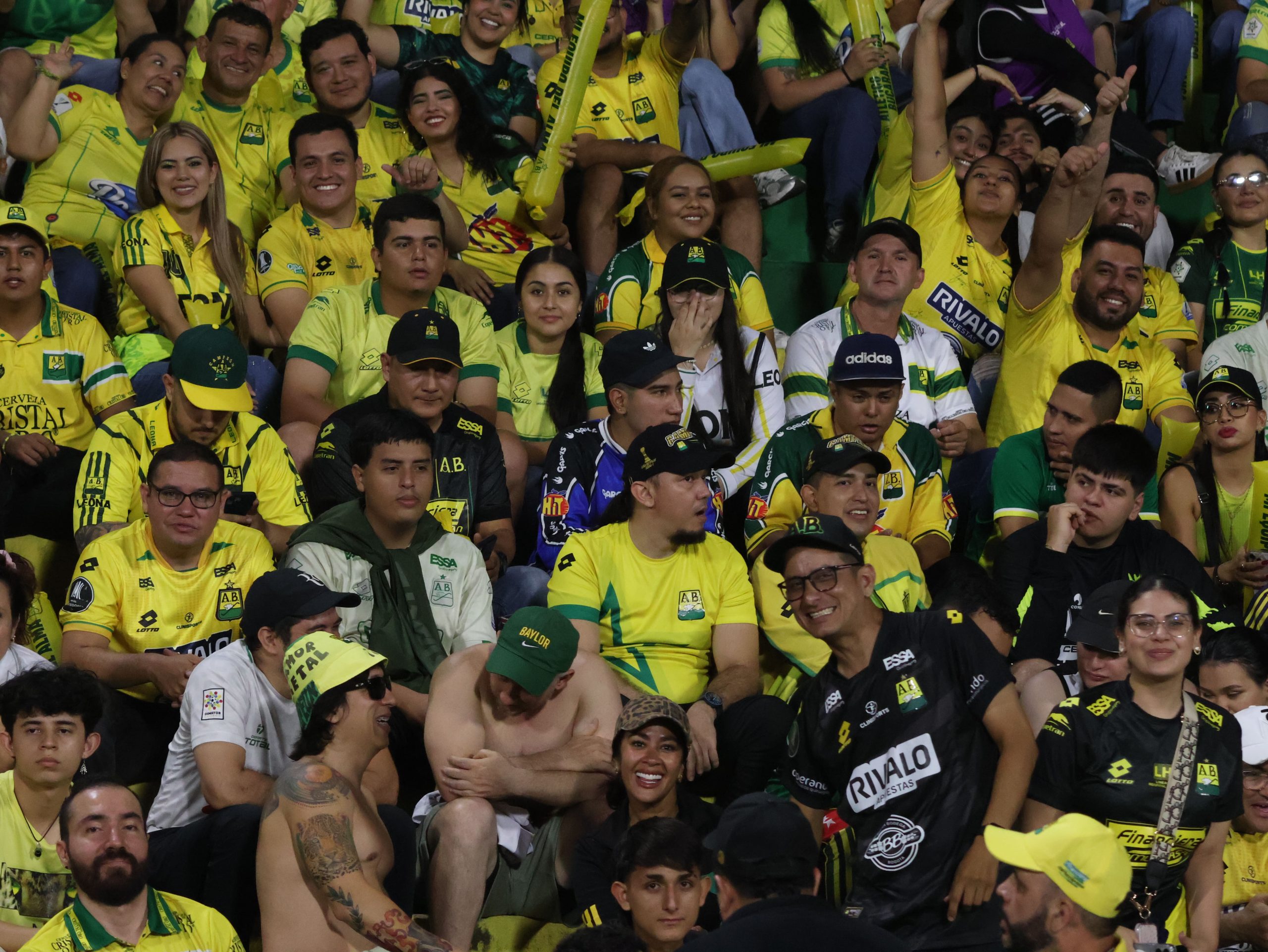 Hinchas AB vs CD (223)