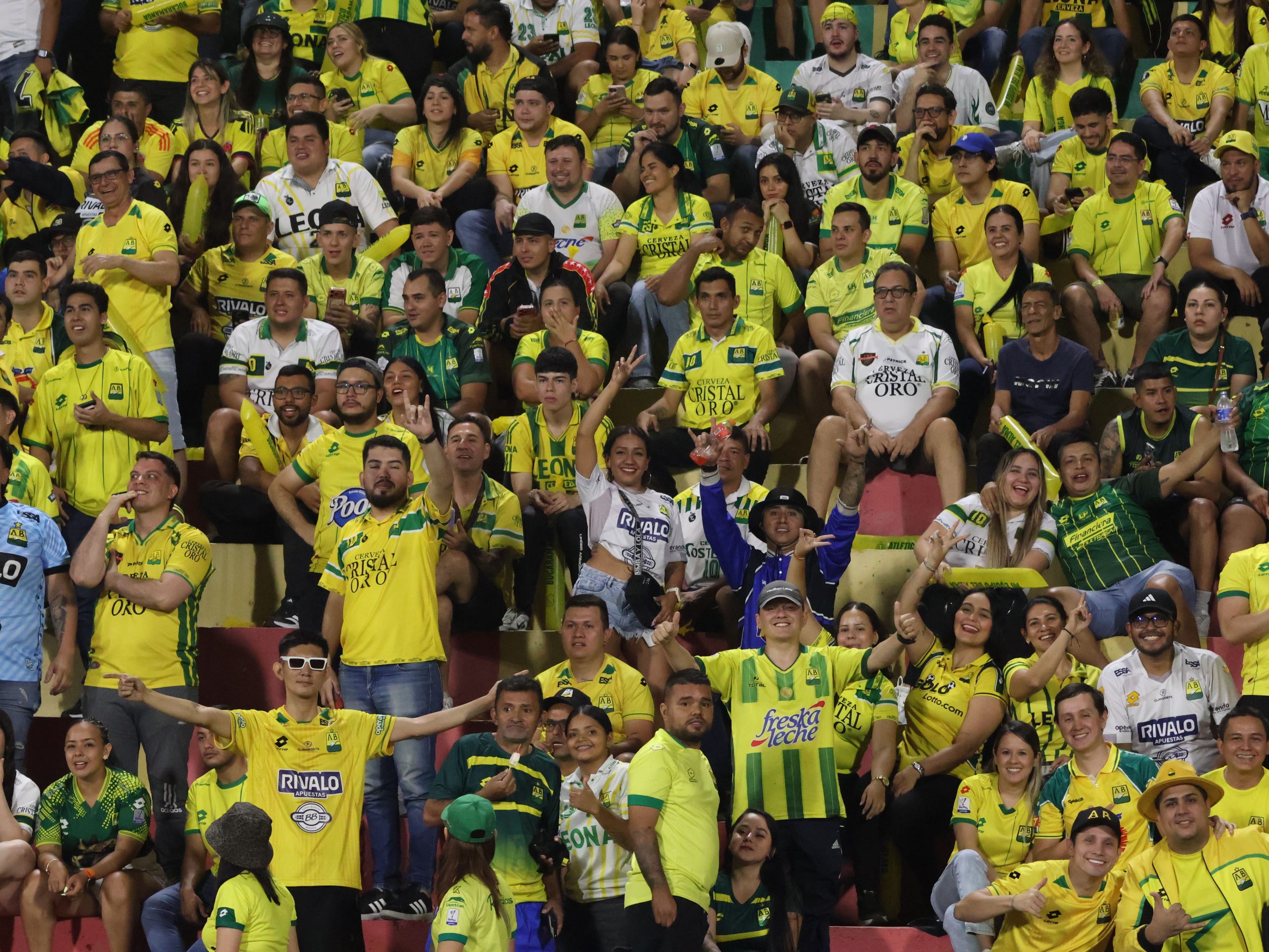 Hinchas AB vs CD (23)