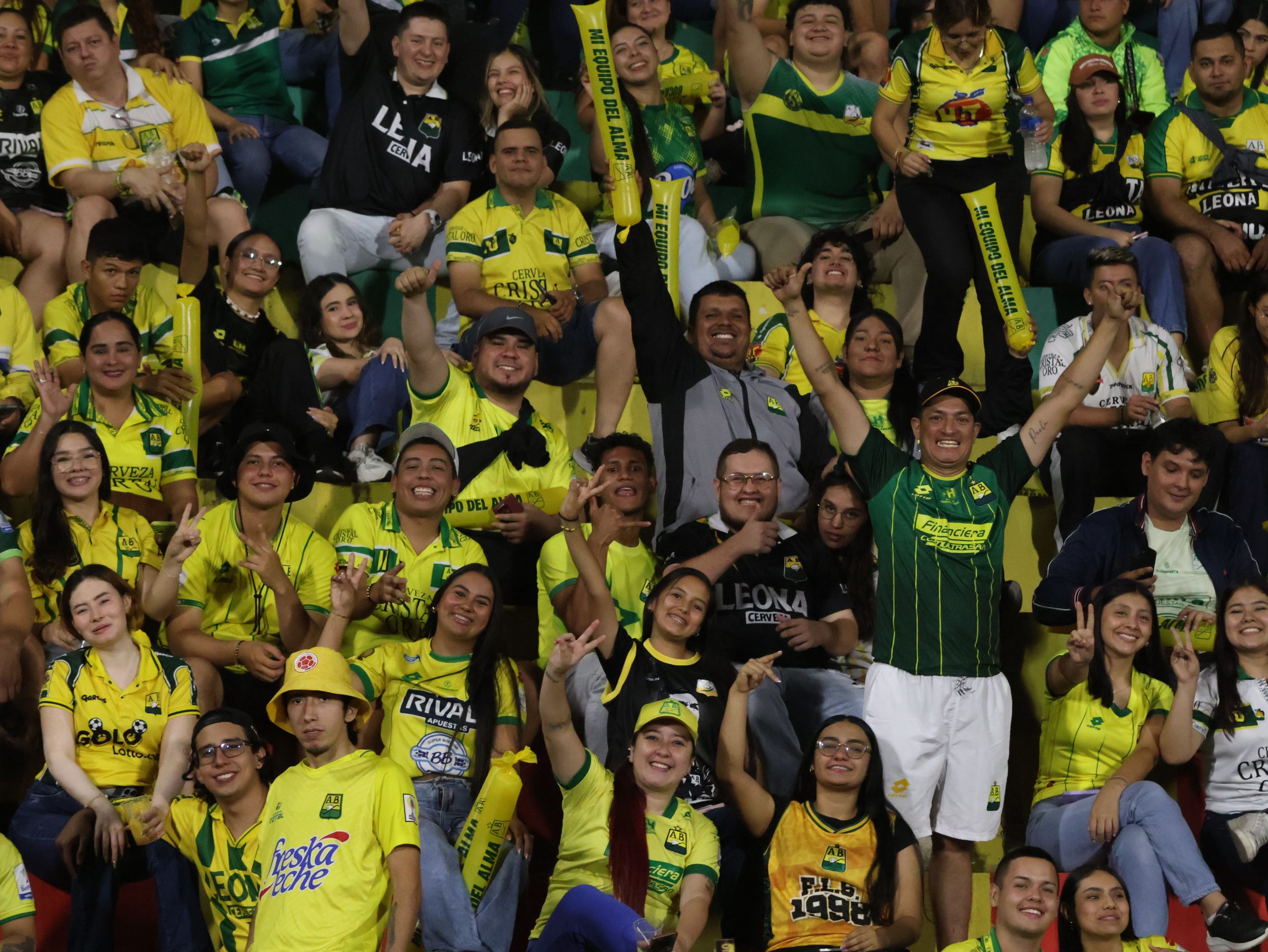 Hinchas AB vs CD (241)