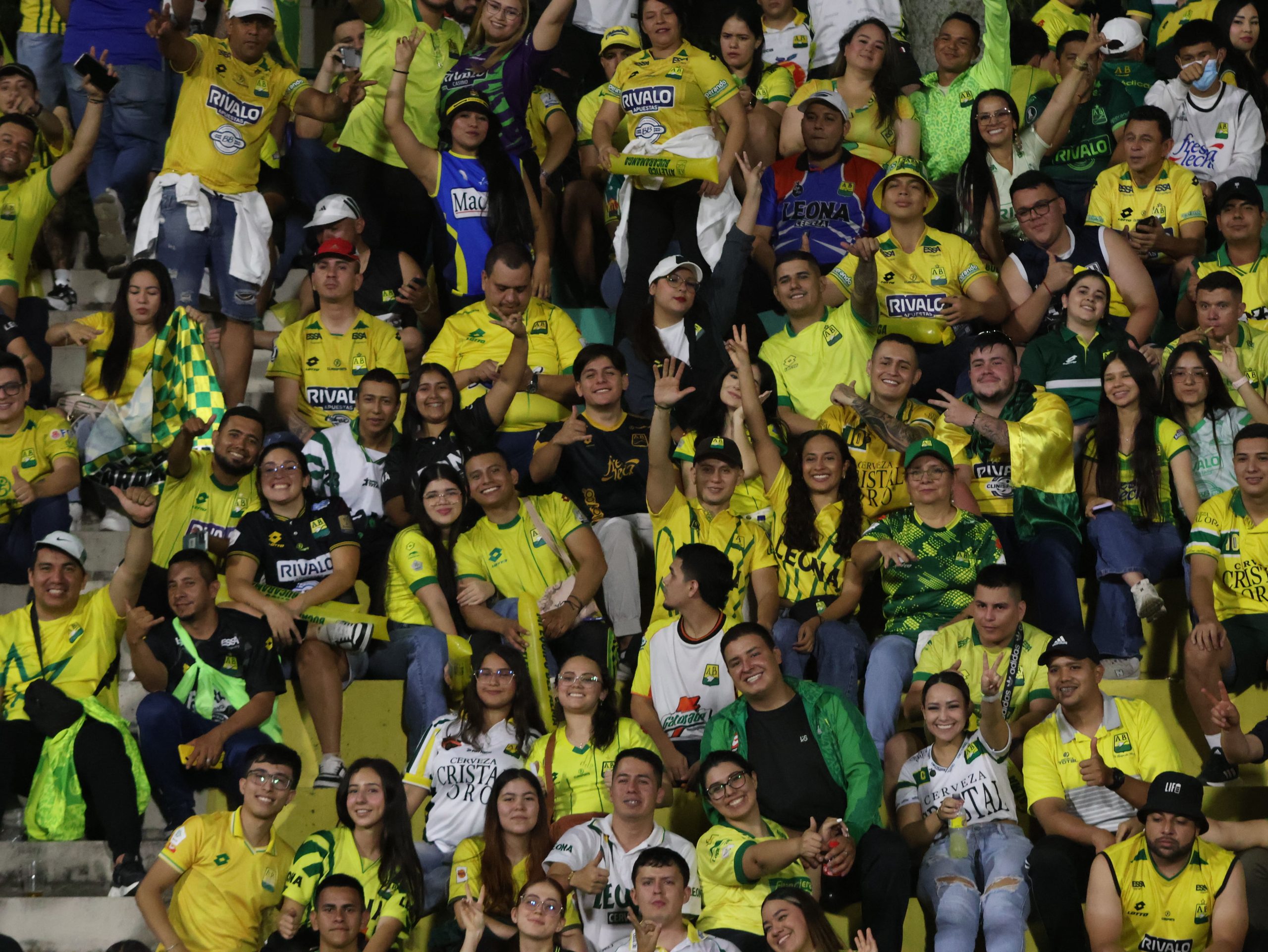 Hinchas AB vs CD (252)