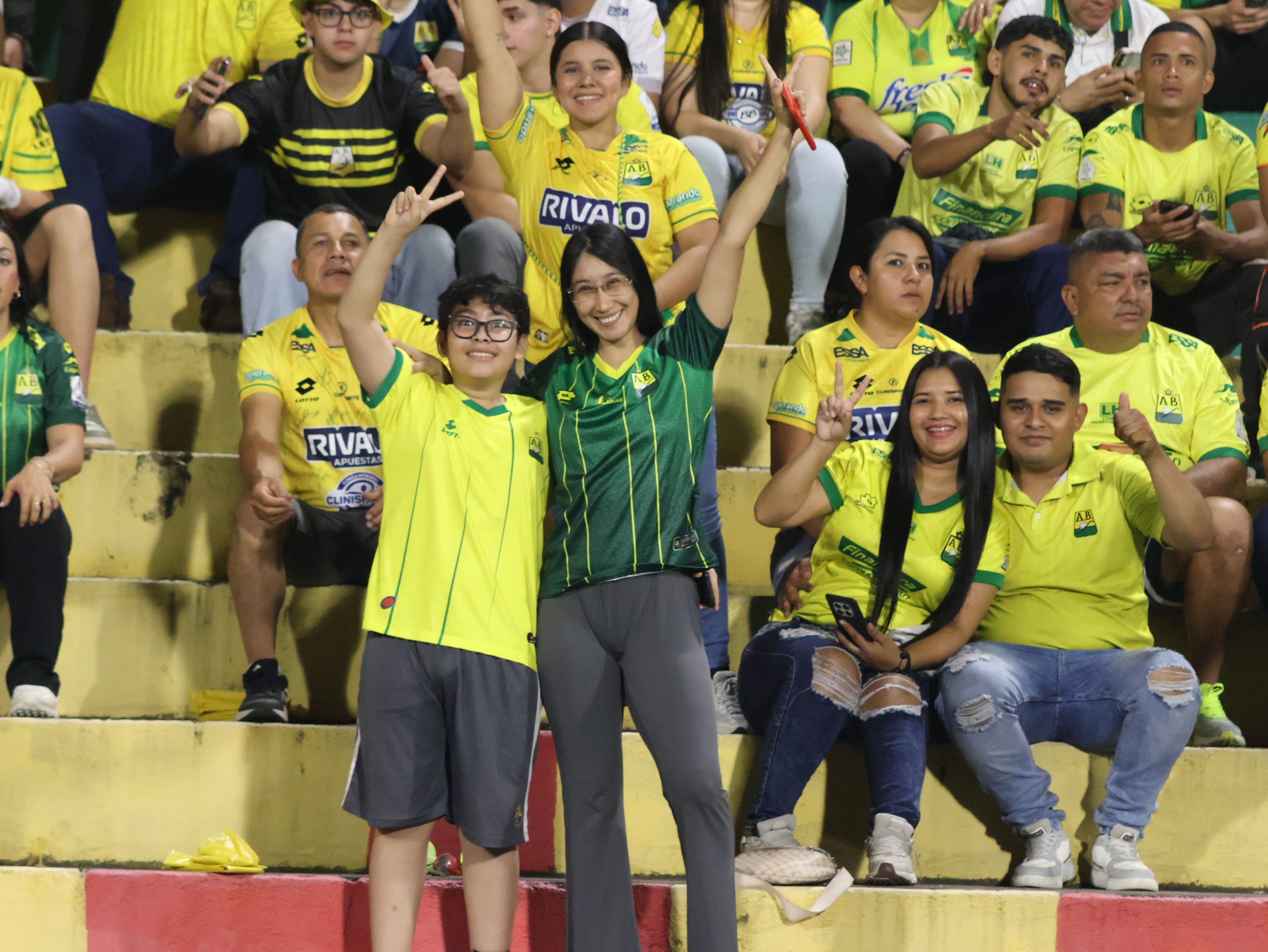 Hinchas AB vs CD (26)