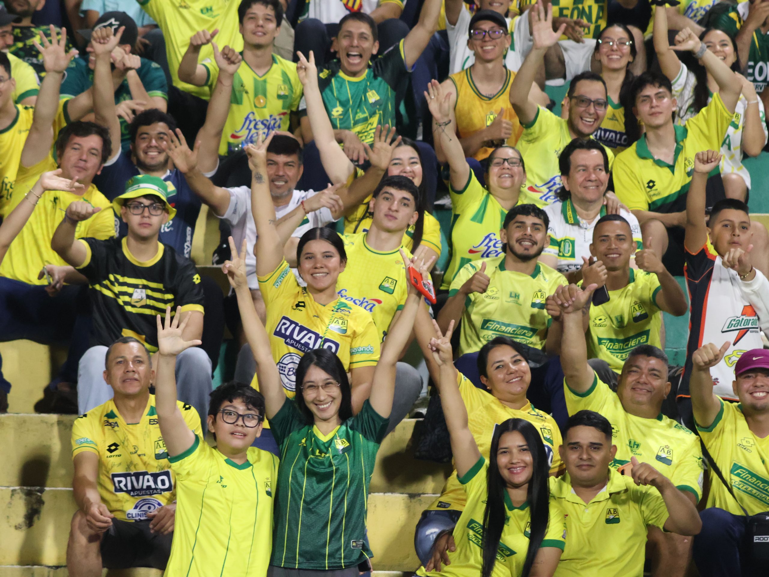 Hinchas AB vs CD (28)