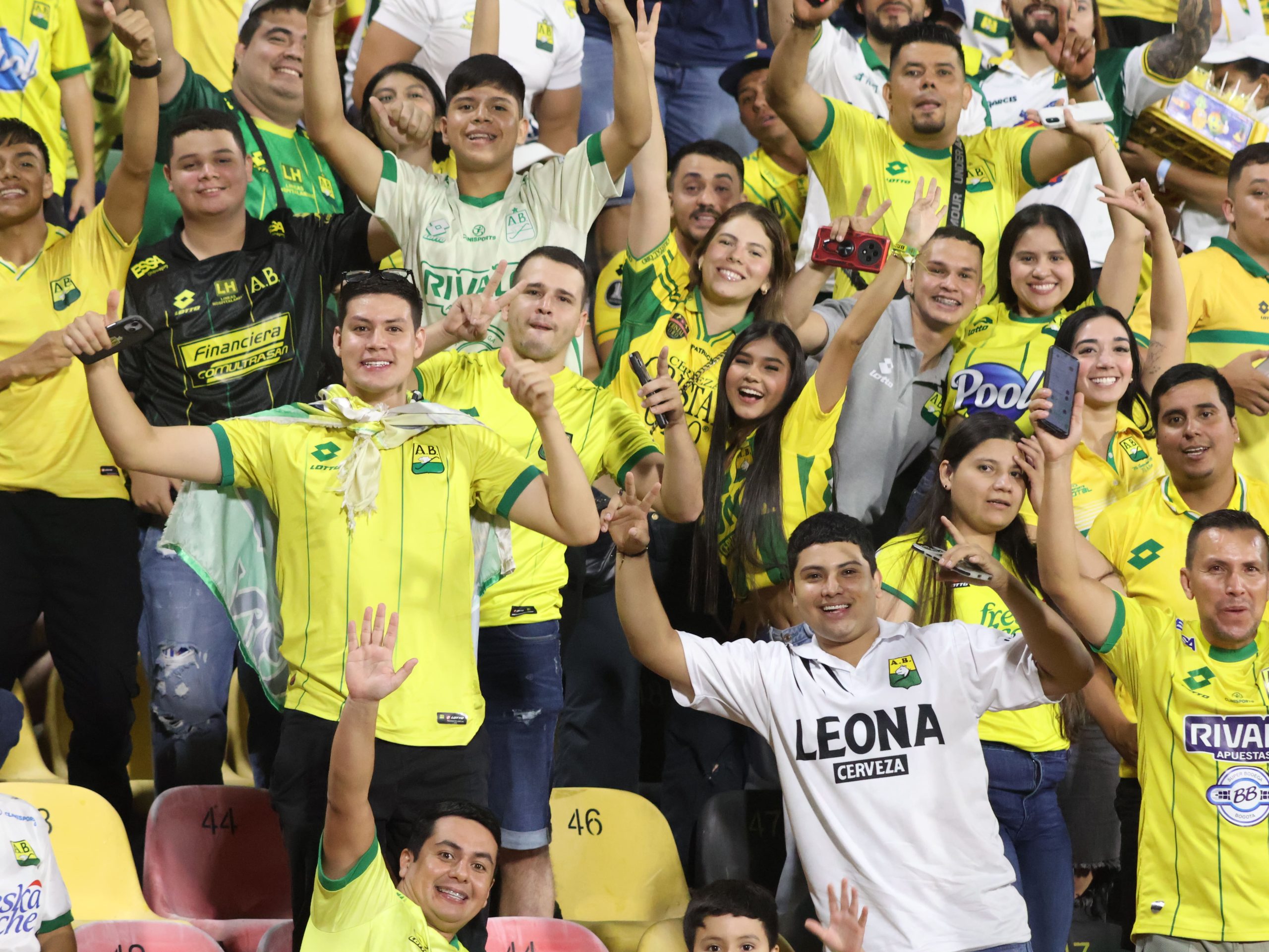 Hinchas AB vs CD (47)