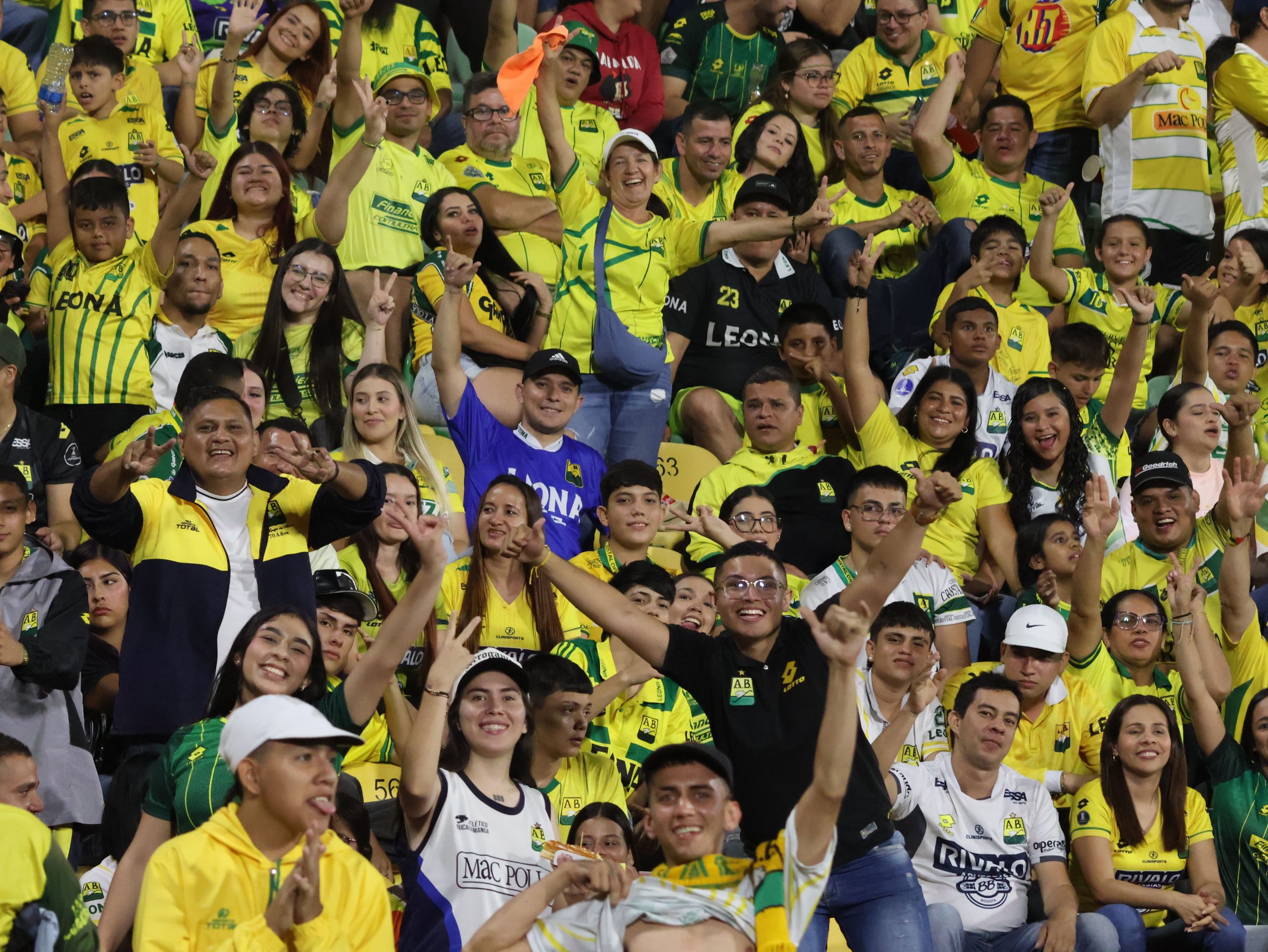 Hinchas AB vs CD (58)