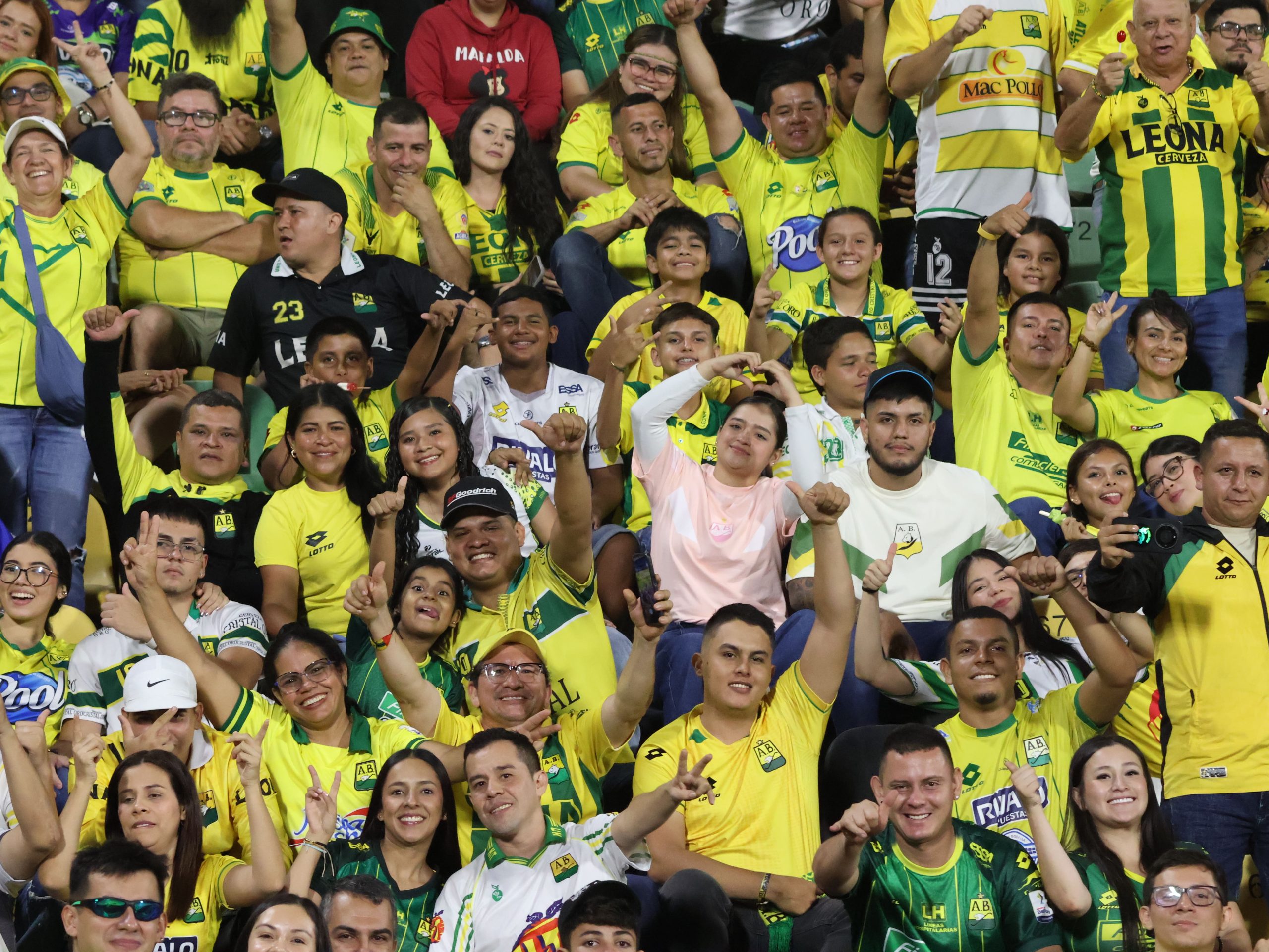 Hinchas AB vs CD (63)
