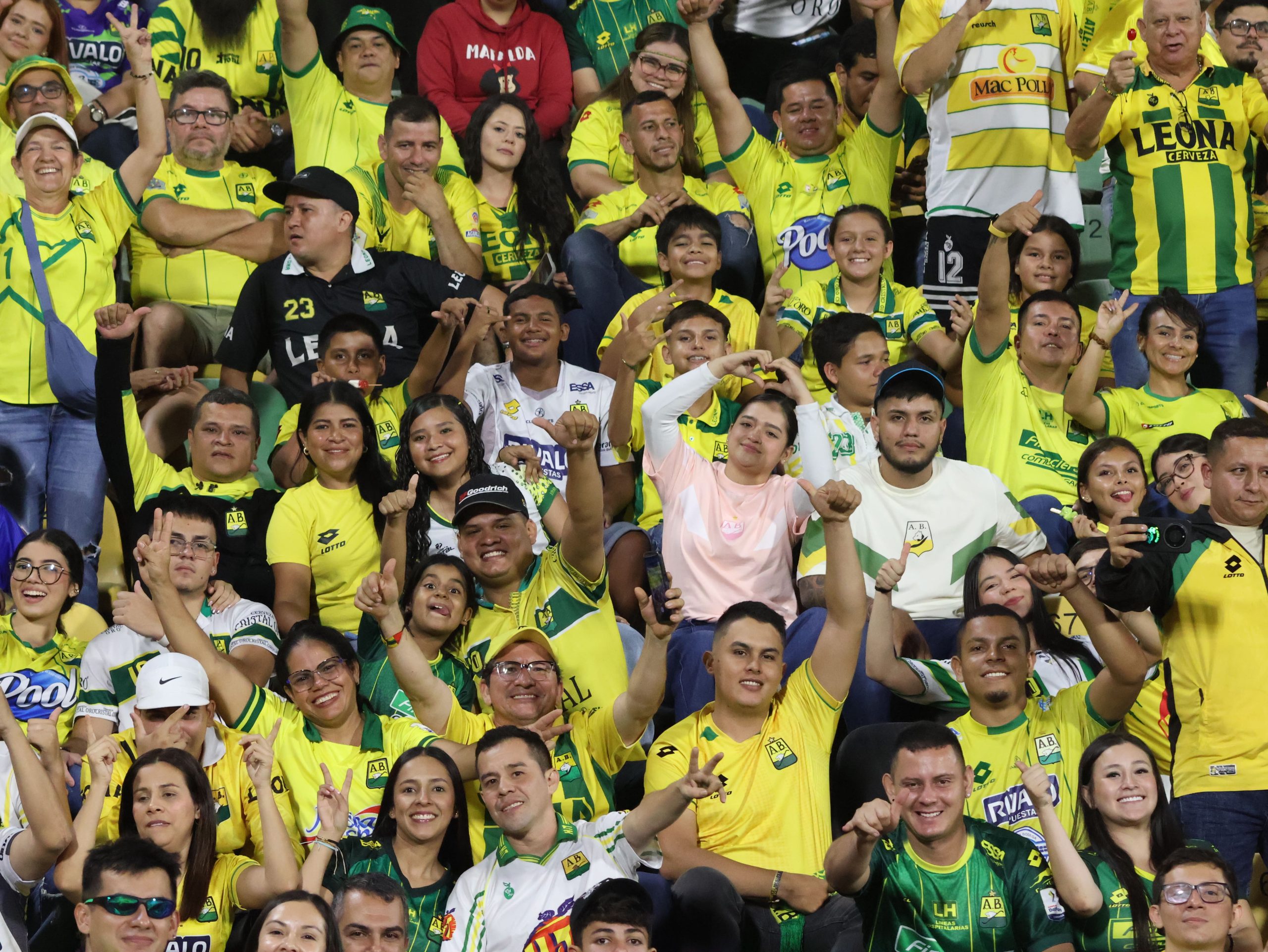 Hinchas AB vs CD (64)