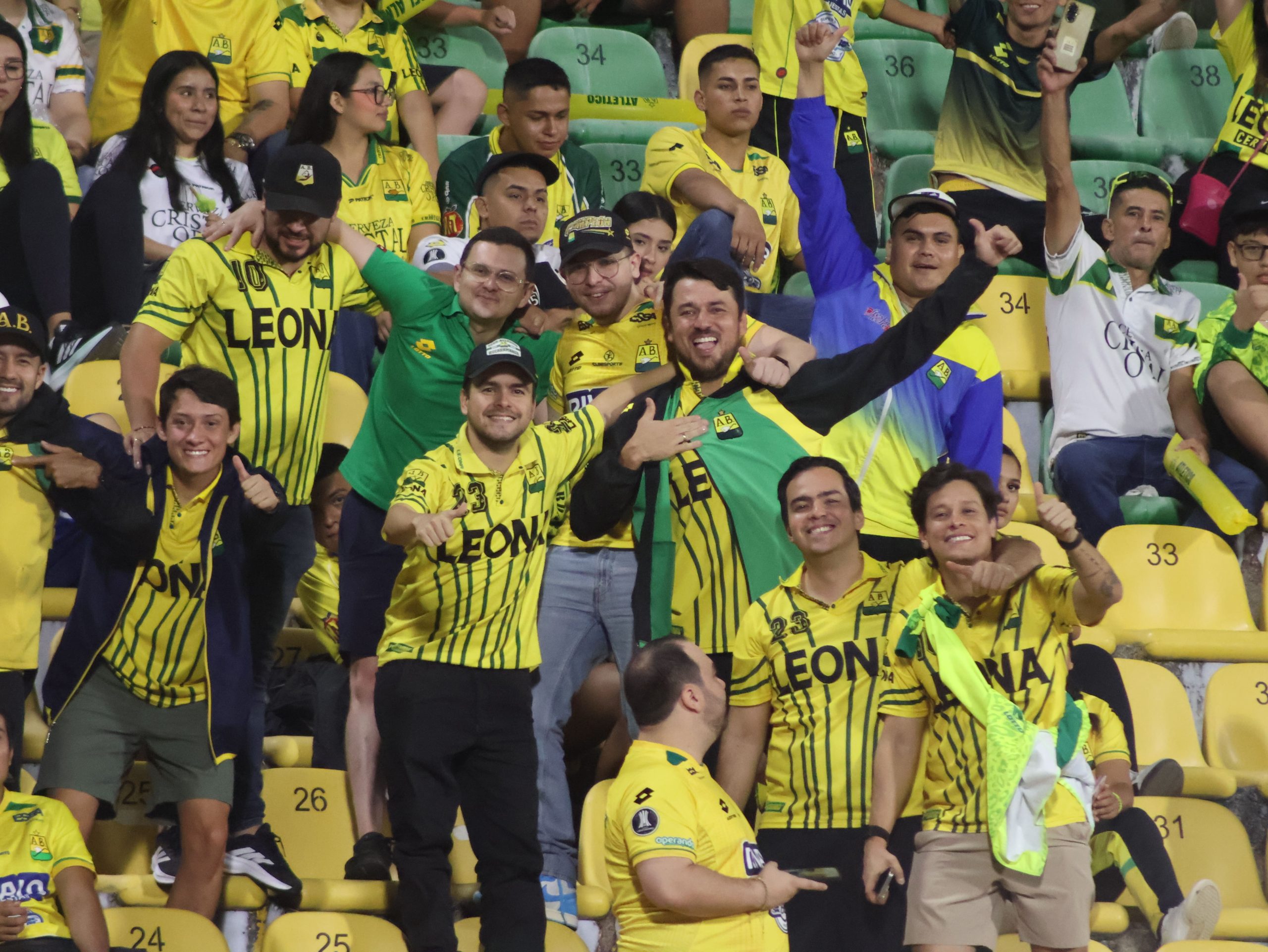 Hinchas AB vs CD (7)