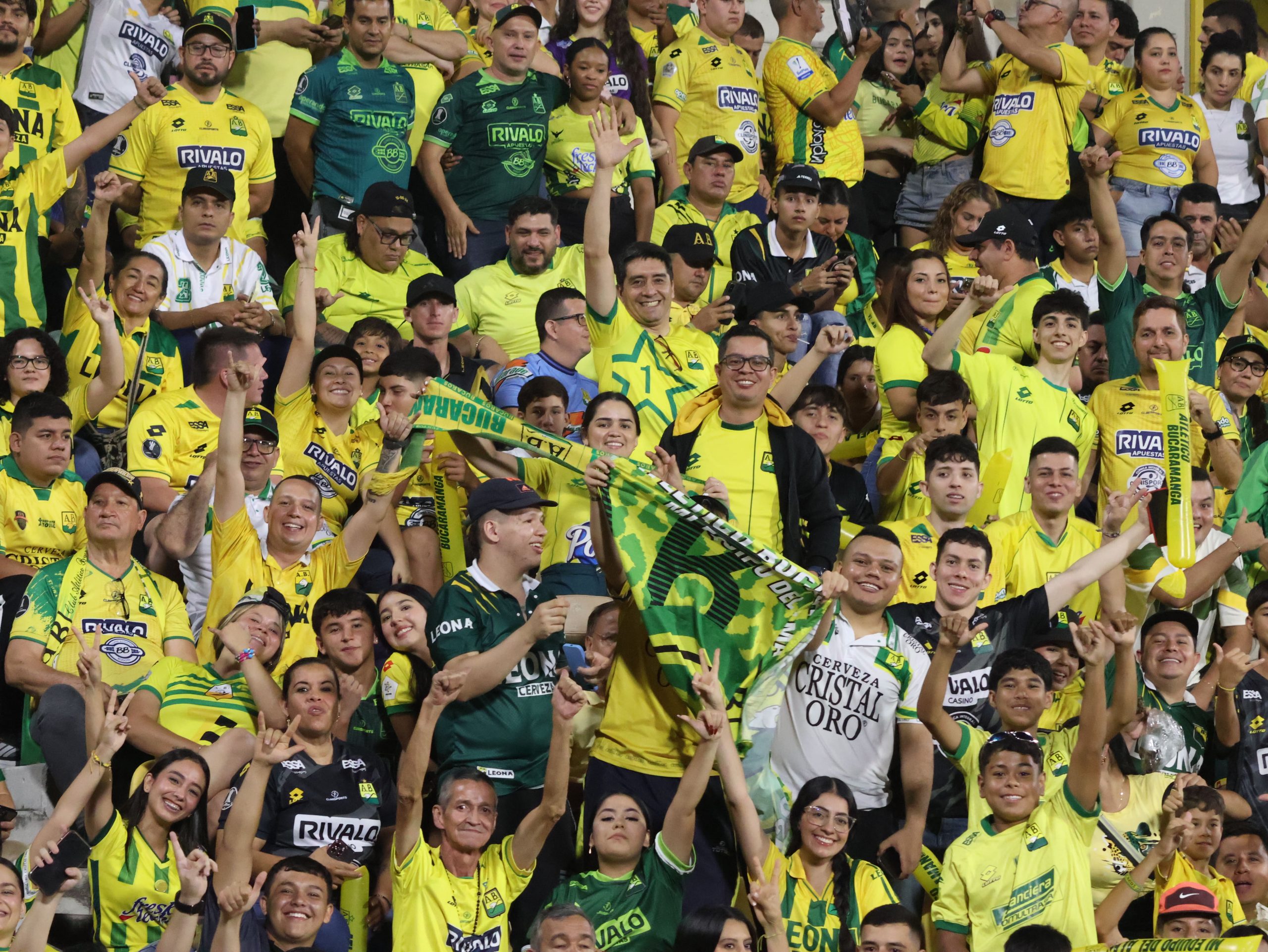 Hinchas AB vs CD (70)