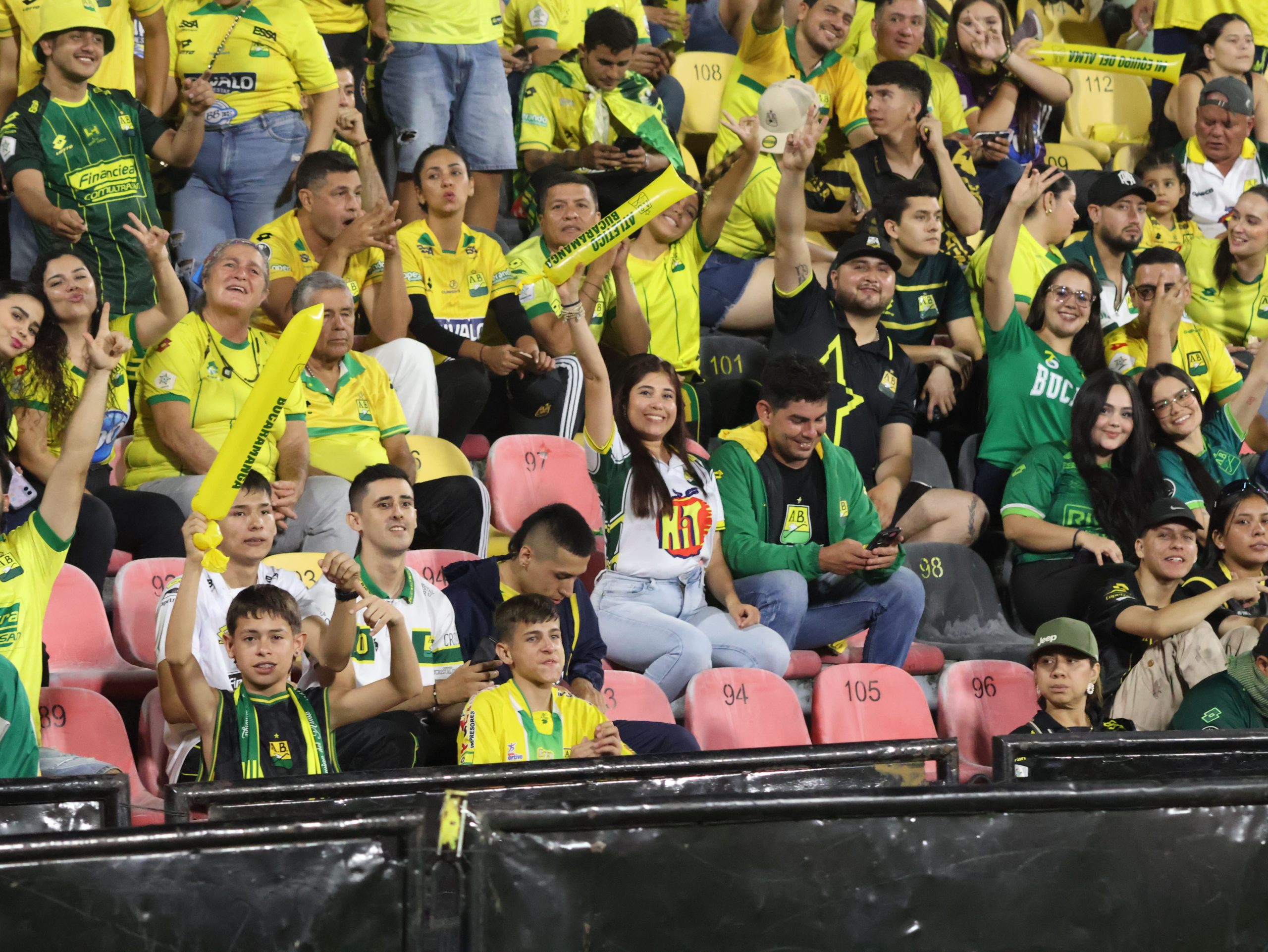 Hinchas AB vs CD (77)