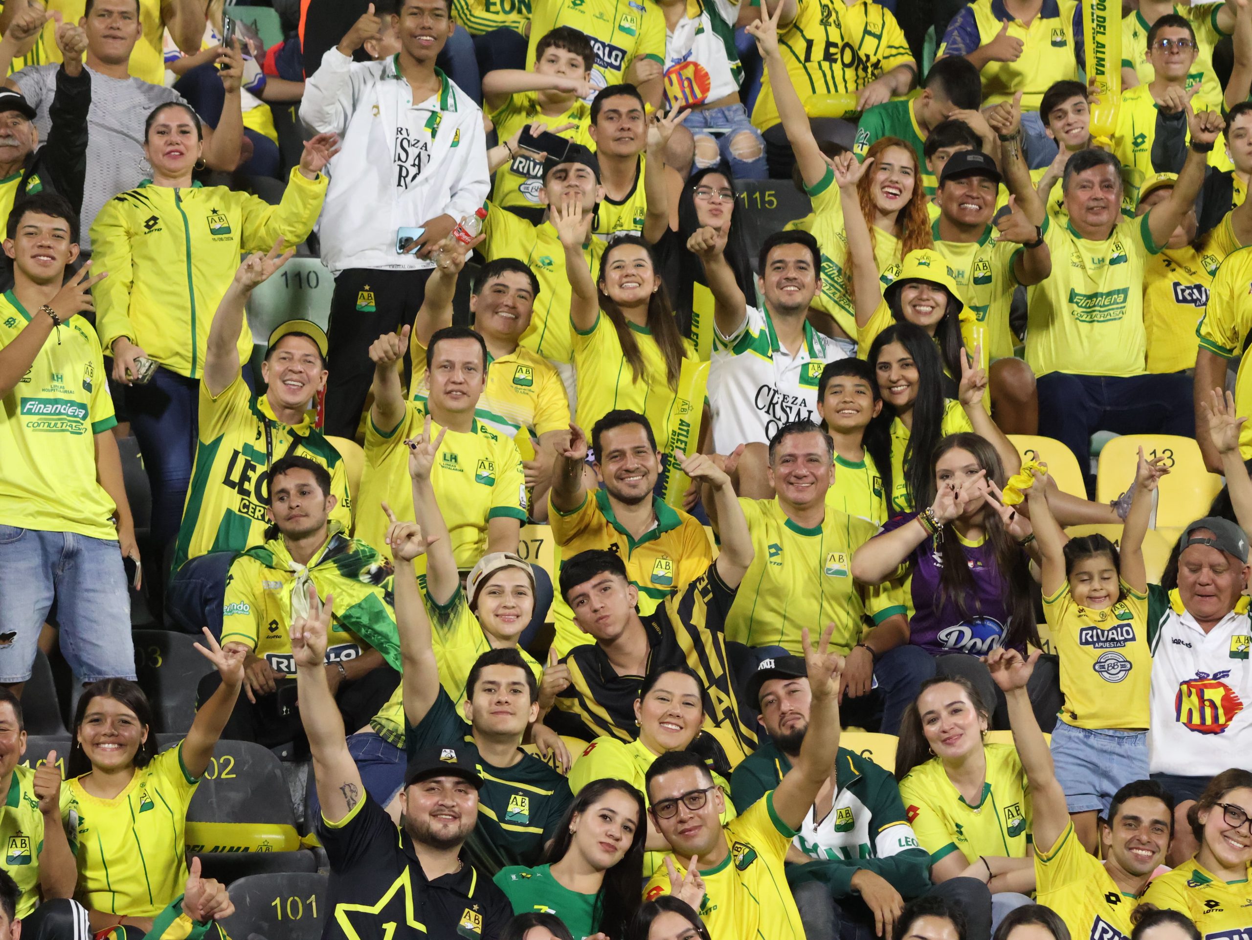 Hinchas AB vs CD (84)
