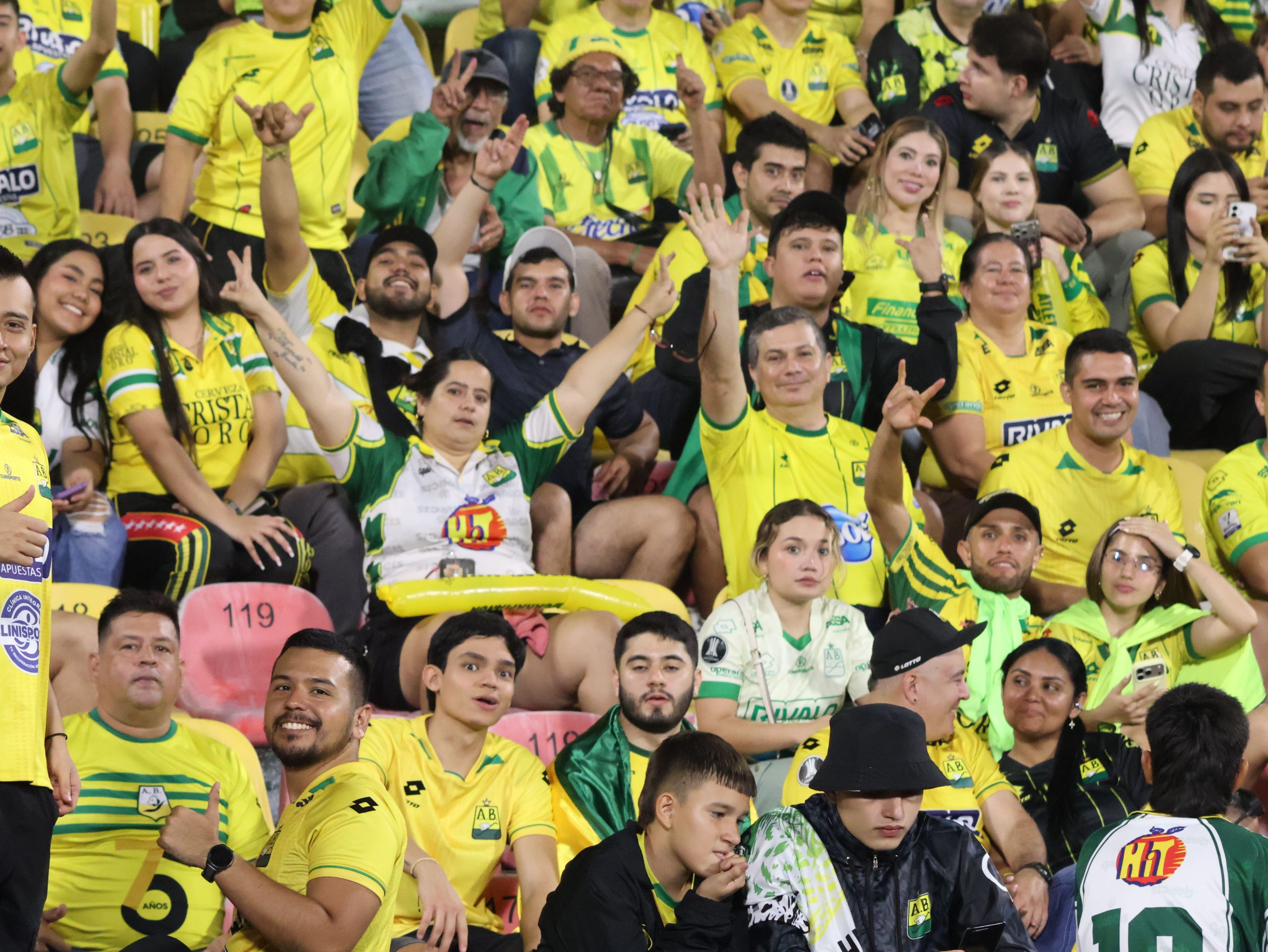 Hinchas AB vs CD (98)