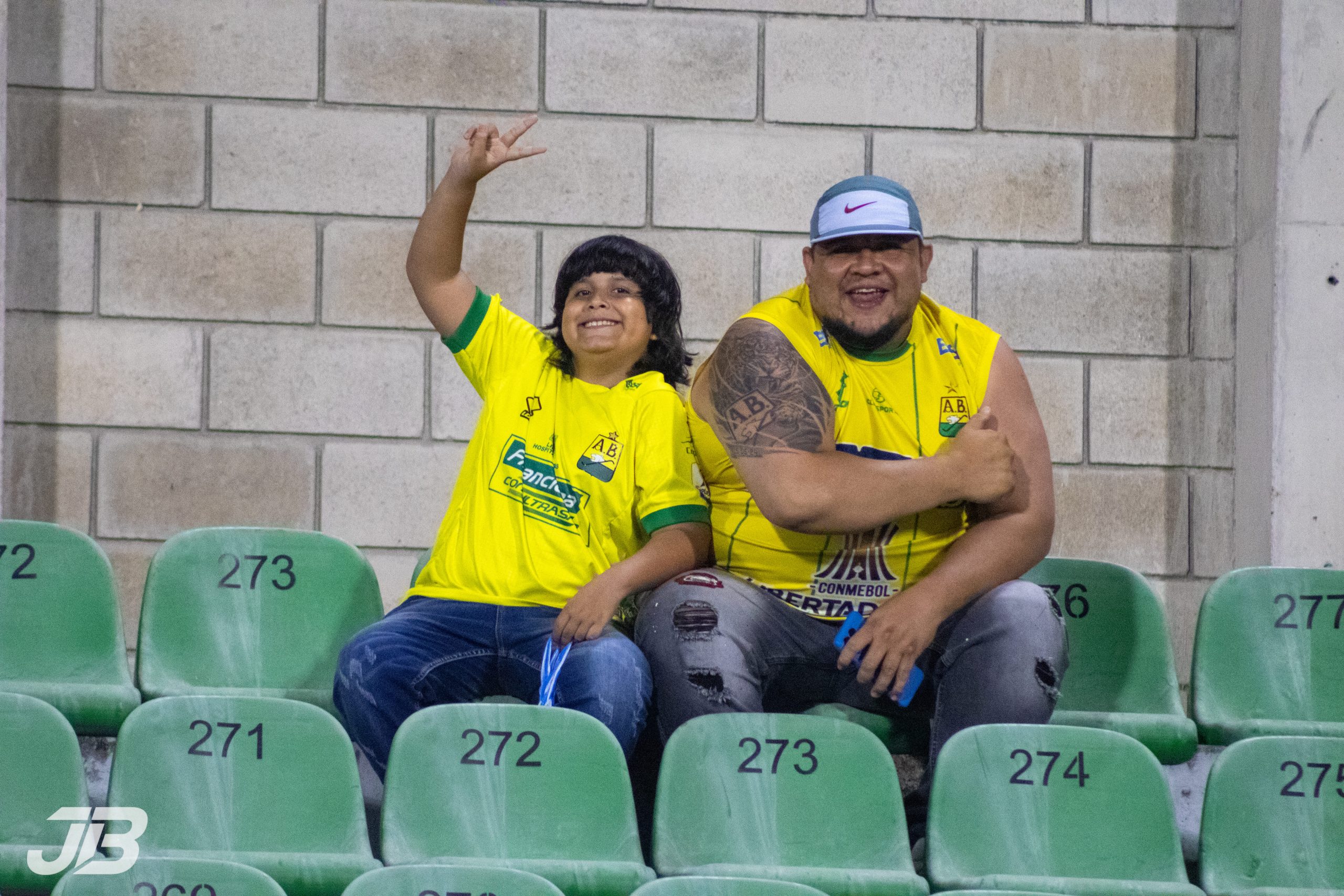 Hinchada Bucaramanga vs Aguilas Doradas (42)