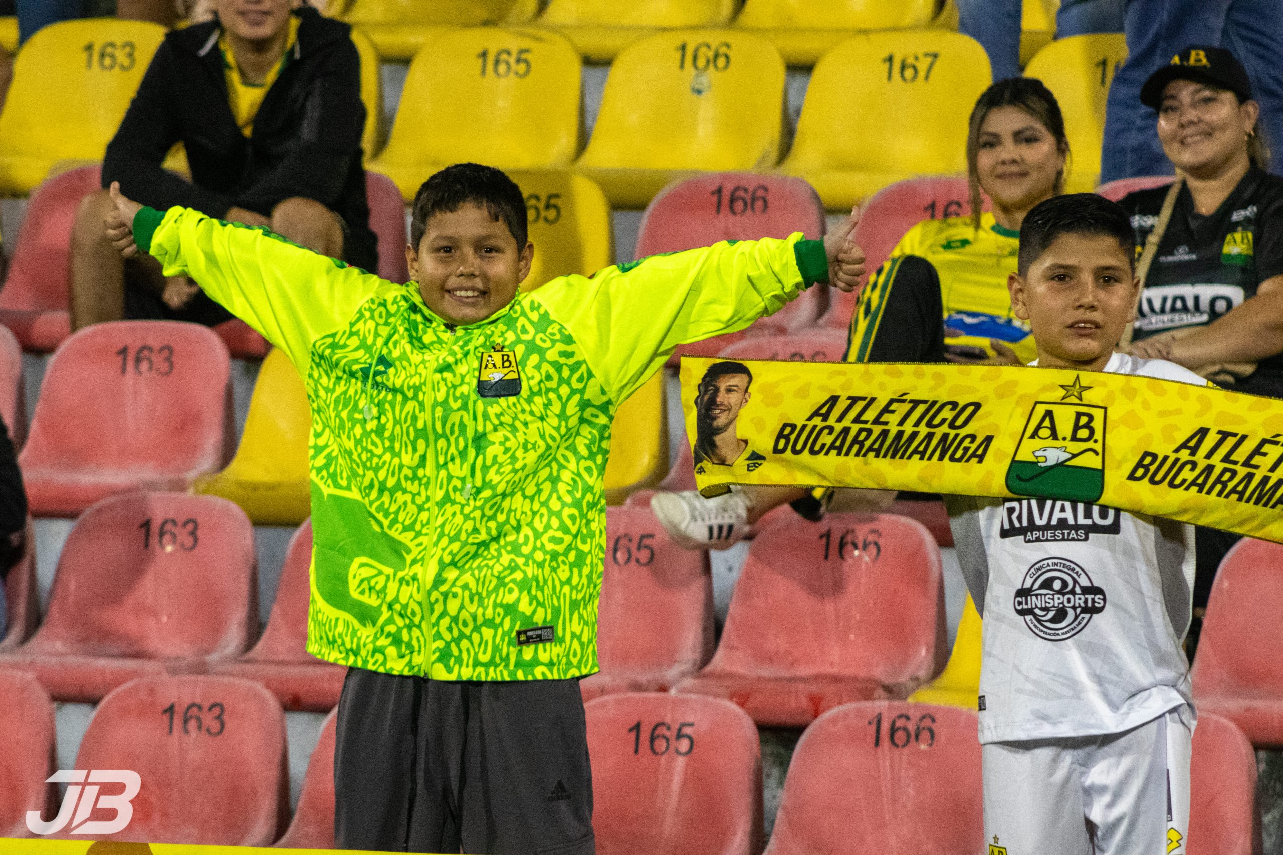 Hinchada Bucaramanga vs Aguilas Doradas (61)