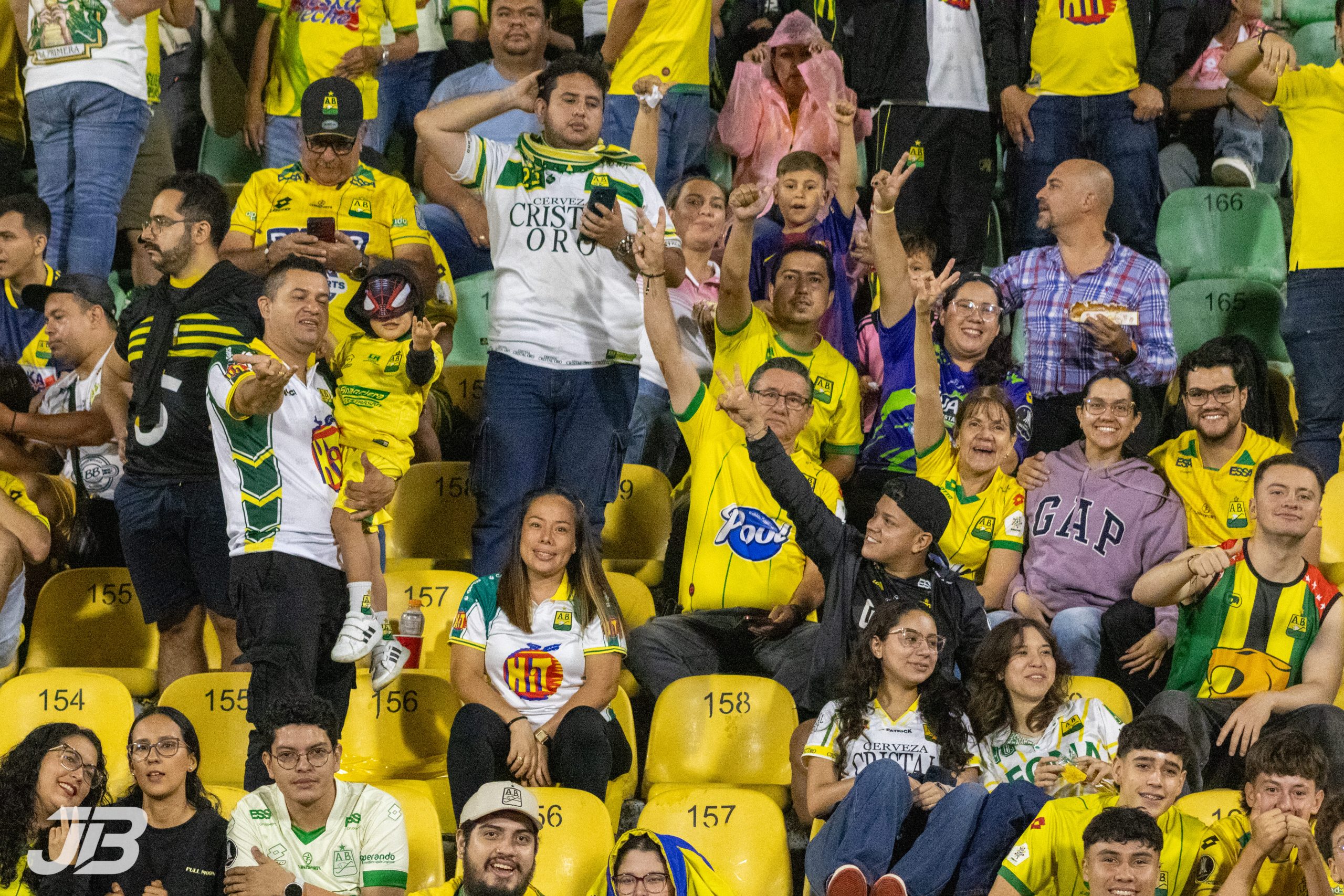 Hinchada Bucaramanga vs Aguilas Doradas (64)