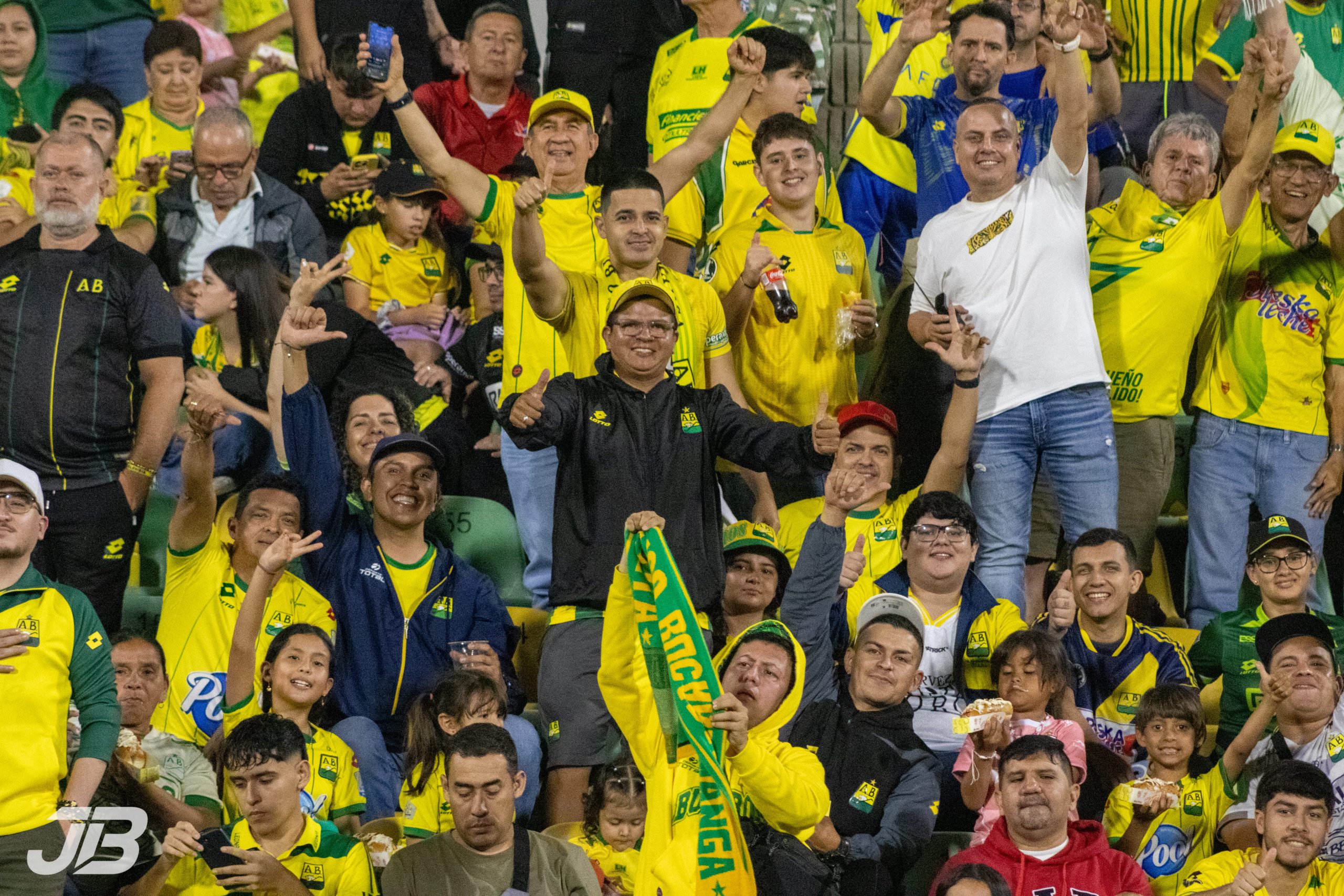 Hinchada Bucaramanga vs Aguilas Doradas (72)